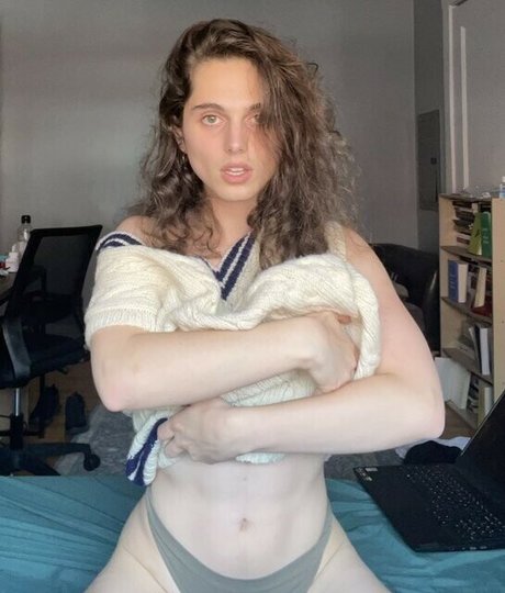 Helmet Girl onlyfans free