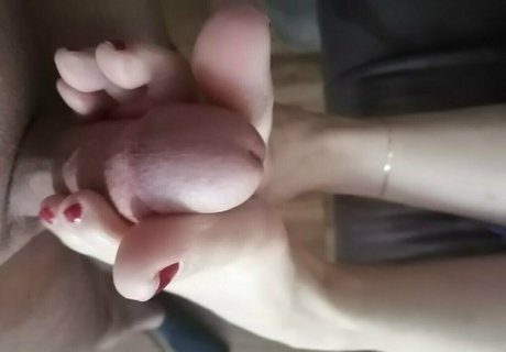 foot mistress miss b onlyfans post