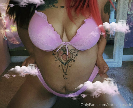 chrissixmarie onlyfans leajs