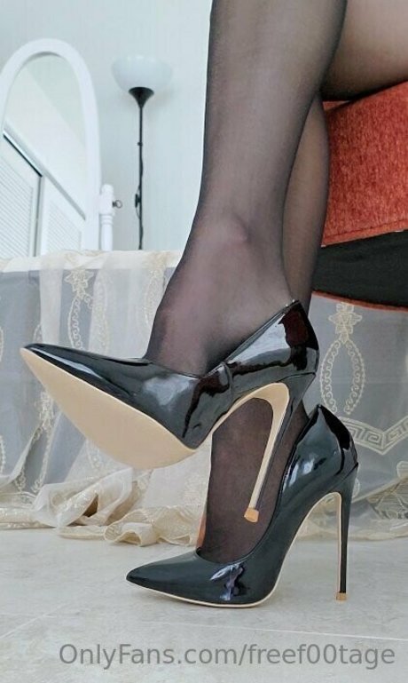 freef00tage onlyfans strip tease