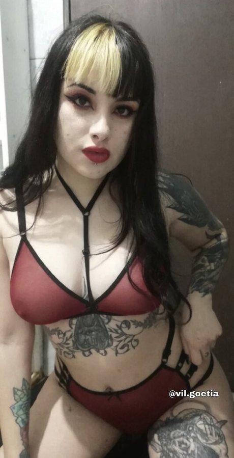 Vilgoetia only fans naked