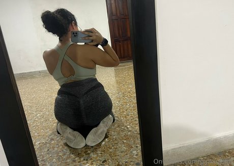 pinkuasmr onlyfans free content