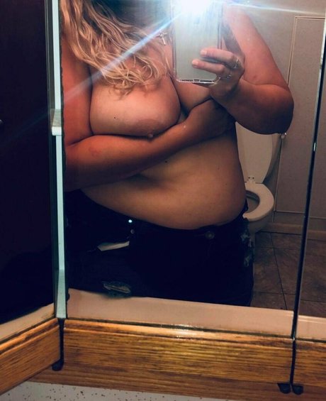 sara the snowbunny onlyfans star