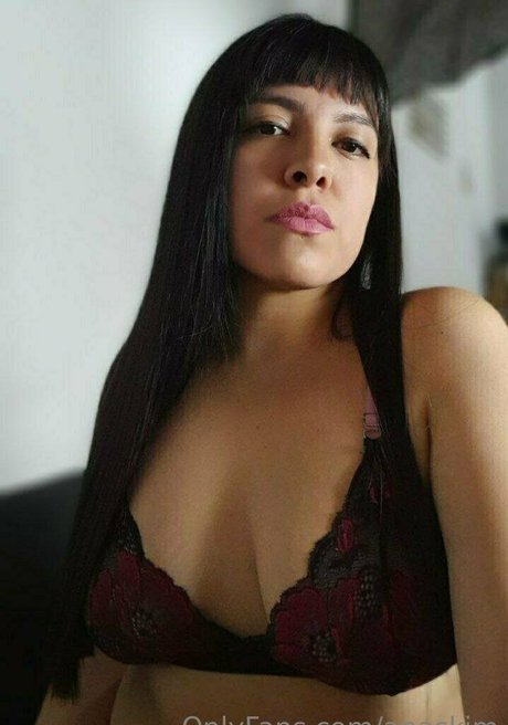 anaskim nude on onlyfans