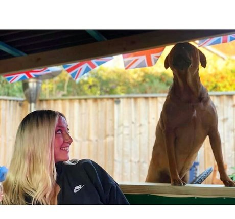 van life onlyfans exclusive self-portrait