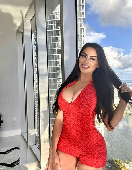 Mariella Mae only fans sex