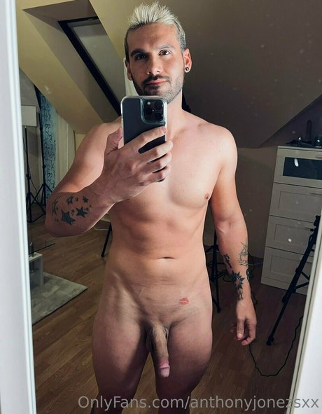 anthonyjonezsxx onlyfans archive