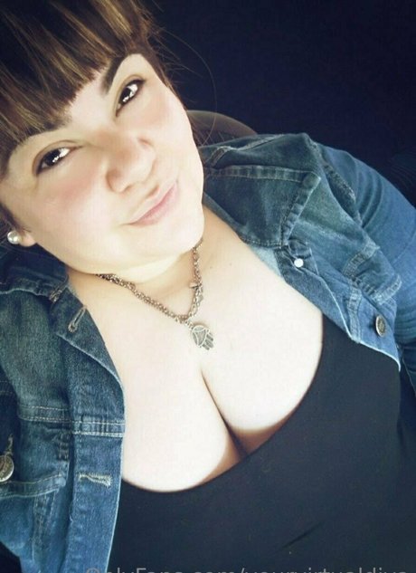 yourvirtualdiva onlyfans images