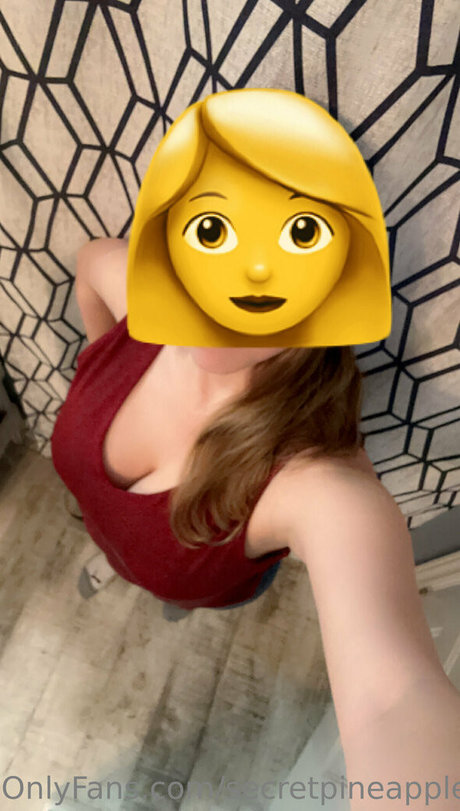 secretpineapplebabe onlyfans leak fuck