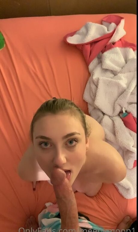 MeepyMoop onlyfans naked pics