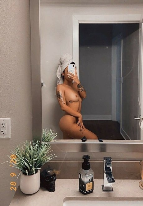 Butterrfli nude onlyfans pics