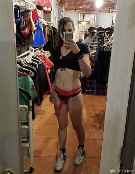 glitterishhh only fans leak porn