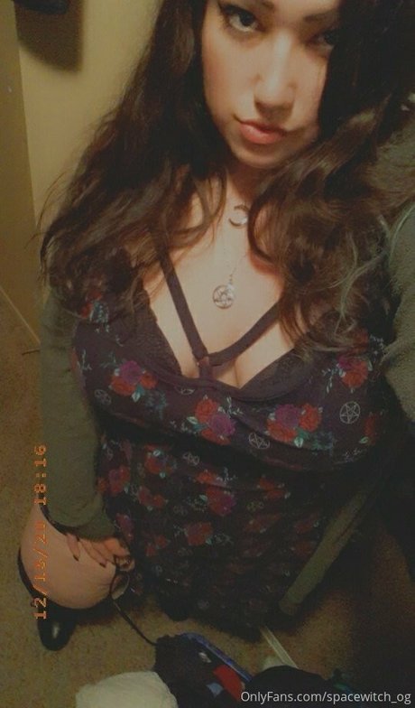 spacevvitch666 onlyfans leak xxx