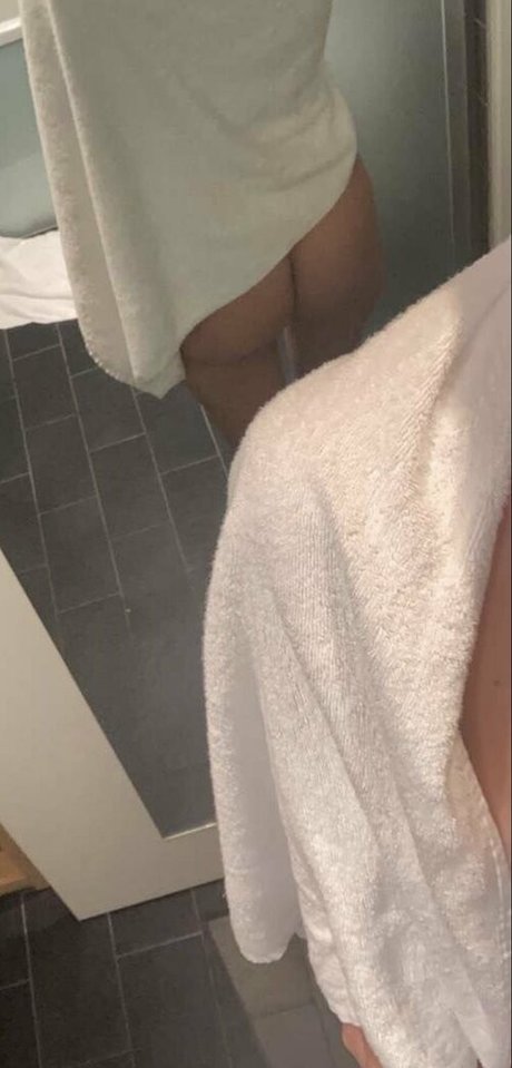 dkgirl95 onlyfans topless