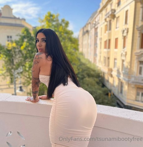 ellafitnessfree onlyfans naked porn