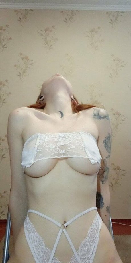 kiraroxx only fans pics