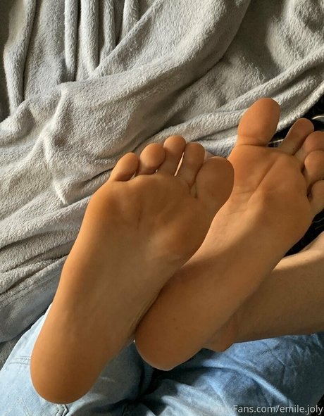 emile4you onlyfans model photos