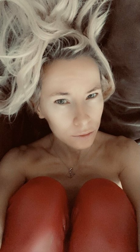 loveislove01 onlyfans sextape leak