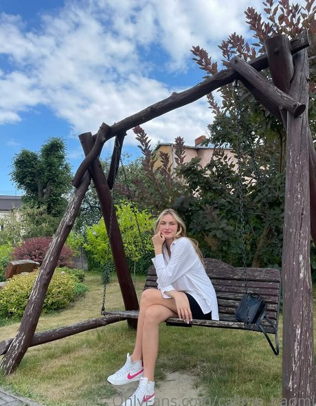 callme naomi onlyfans model