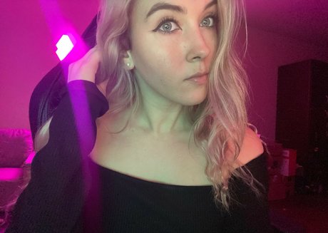 emilycc onlyfans naked leak