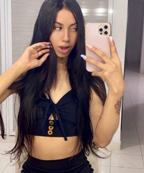Karoll Valencia onlyfans xxx