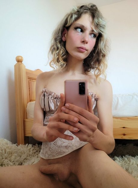 Marie Antoinette 2077 onlyfans leaka