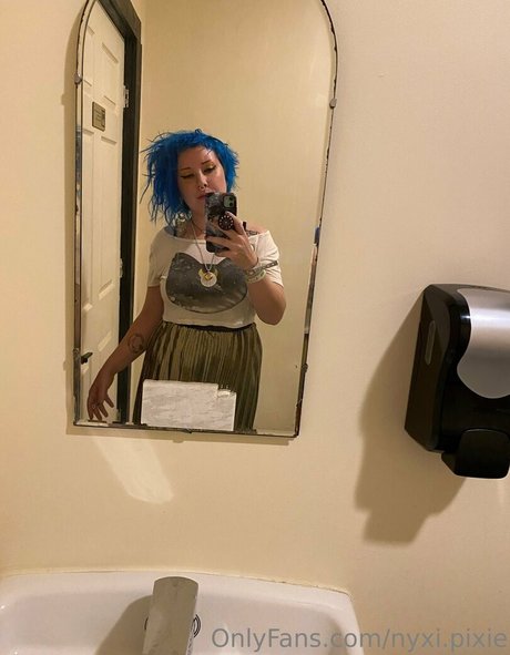 nyxi pixie nude only fans leaks