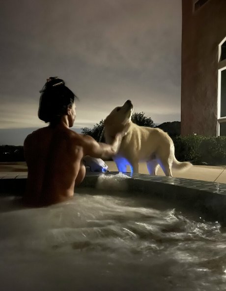 jewels jade vip onlyfans model images