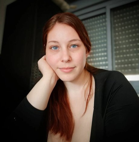 RedheadAnne naked only fans