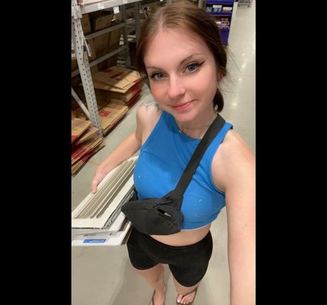 MudslinginTrainwreckVIP onlyfans naked