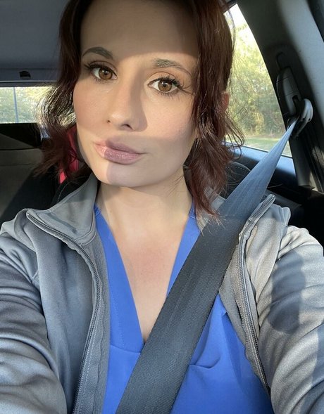 LillyBehave onlyfans nudes leak