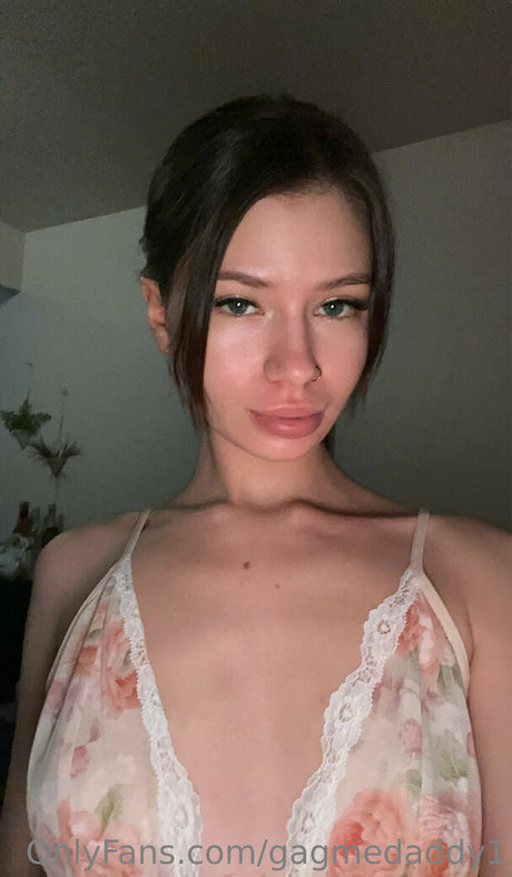 Nicole Kinsley joi onlyfans