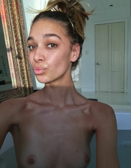 April Love Geary onlyfans