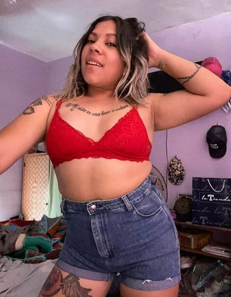 crysttaal 30 on onlyfans