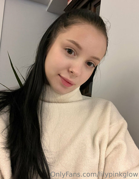 lilypinkglow sex onlyfans