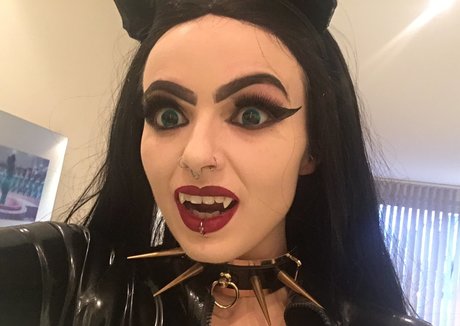 Empress Poison porn onlyfans leak