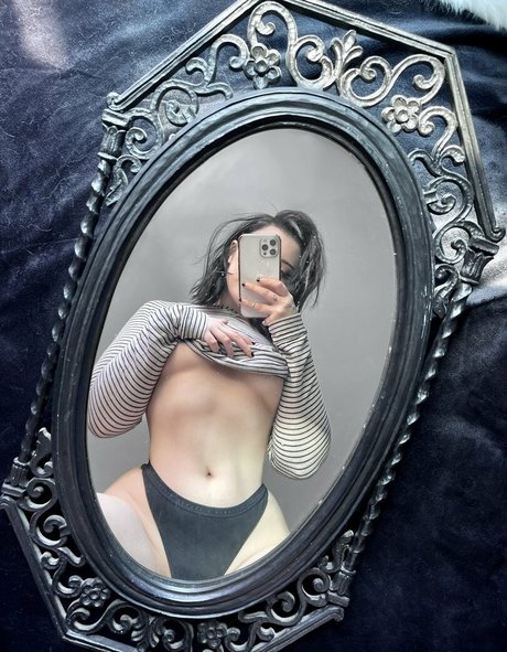 Macaroninoise en onlyfans