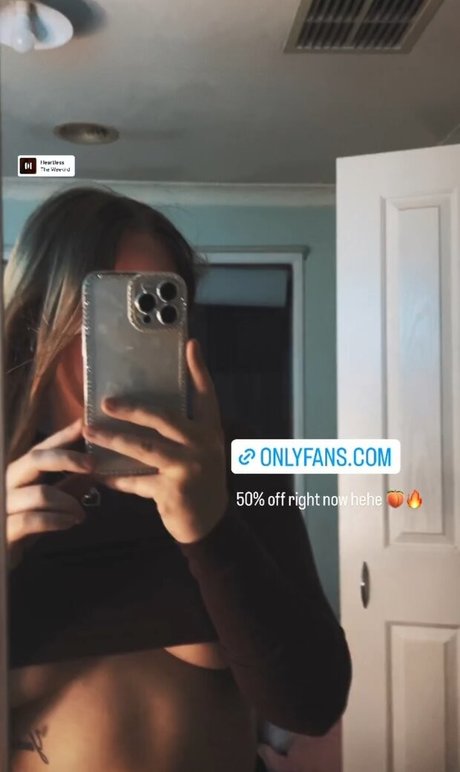 Stacey Hoult leaked onlyfans pics