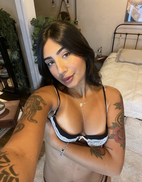 Sweet Mila nude onlyfans leaked