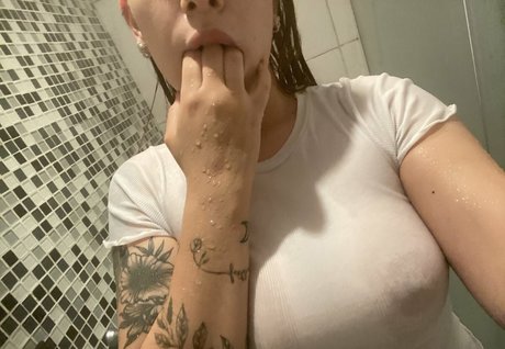 Sweet Mila is on onlyfans