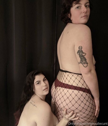 ghouliecunt onlyfans nude leak