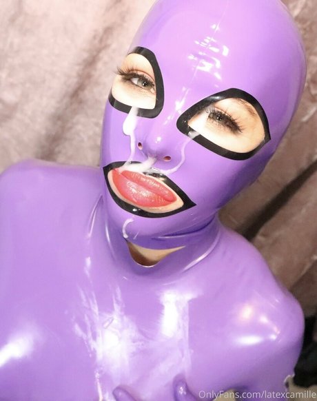latexcamille onlyfans pictures