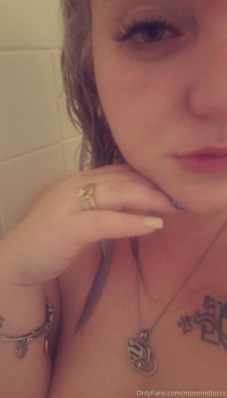 mommithiccc onlyfans leak porn