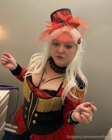 mommithiccc onlyfans leaks free