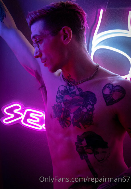 repairman67 onlyfans strip tease