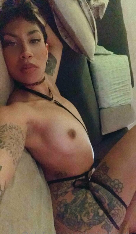 mikafatale topless onlyfans