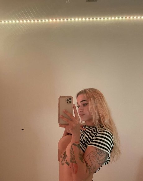 katysancheskiihott onlyfans nsfw