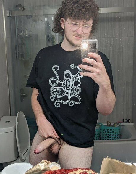 grav3y only fans pic