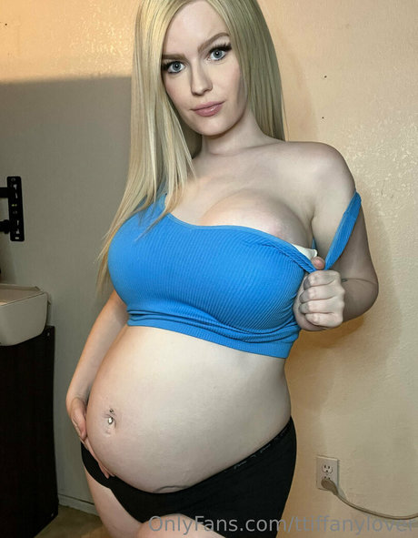 ttiffanylover onlyfans pics