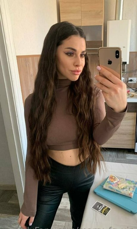 marry fg vip onlyfans model photos